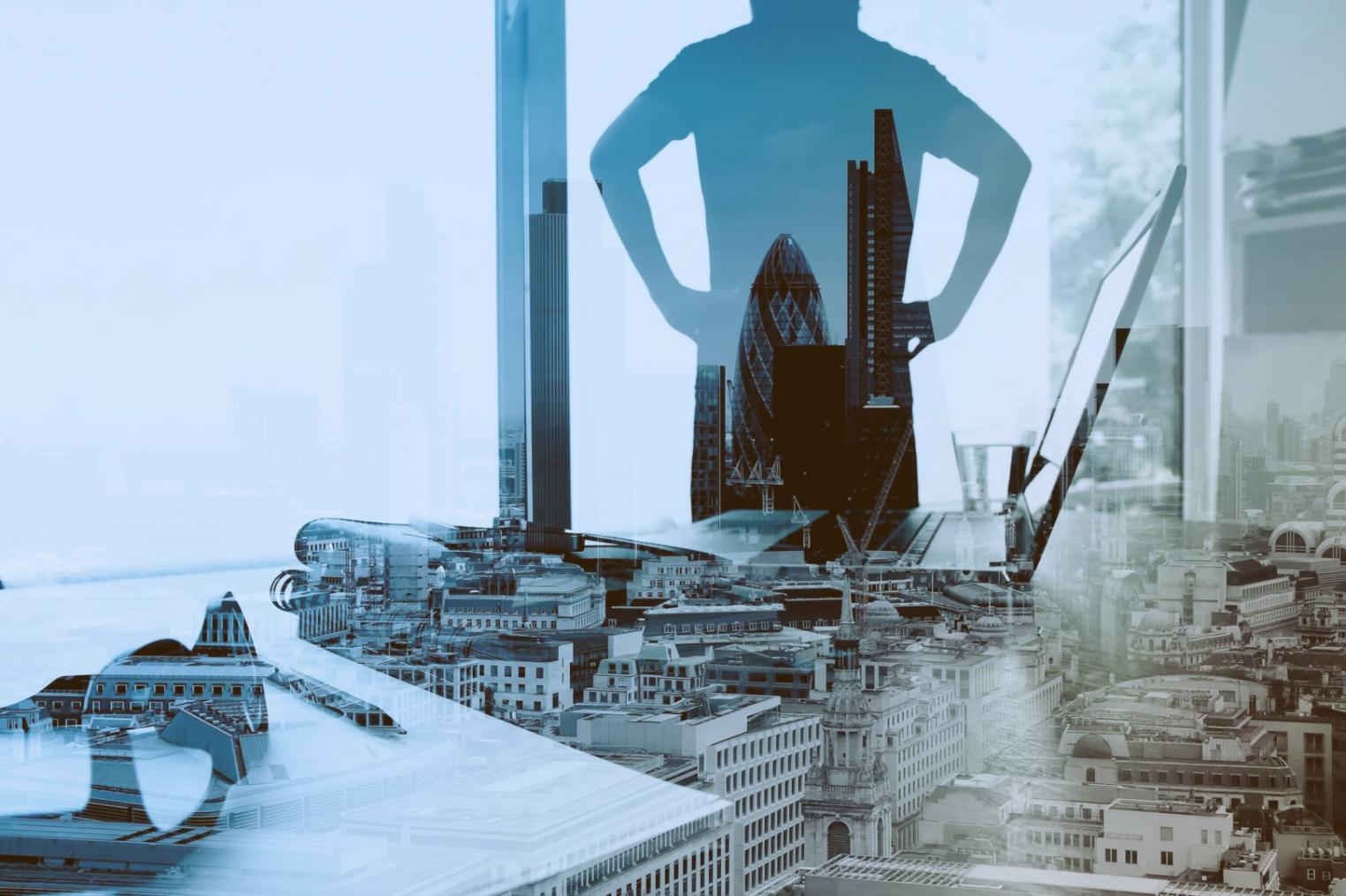 Sesión de revisión de estrategias con equipo profesional